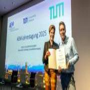 Dr. Lukas J. Meier Receives the Young Researcher Award for Ethics in Medicine